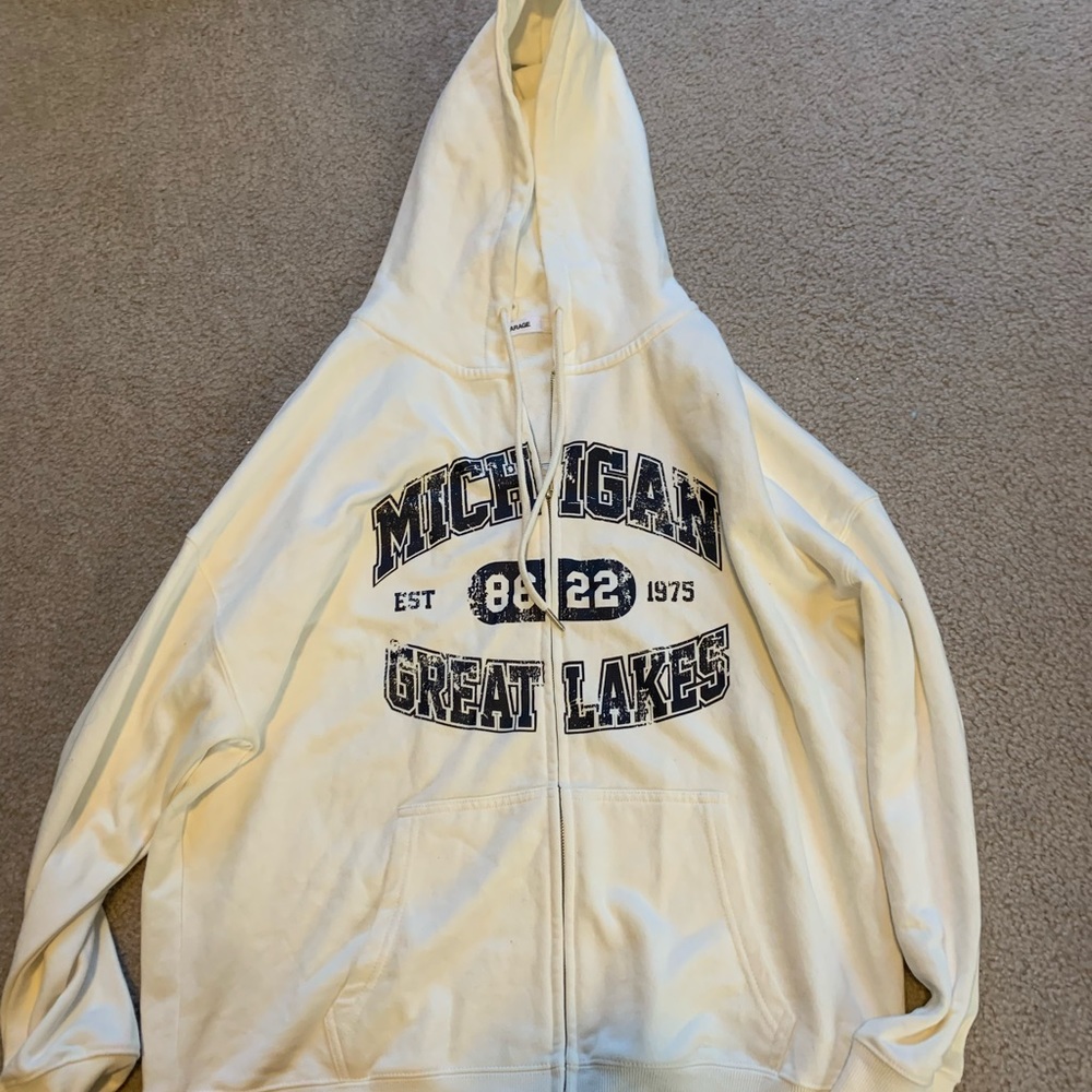 Garage Michigan Zip Up